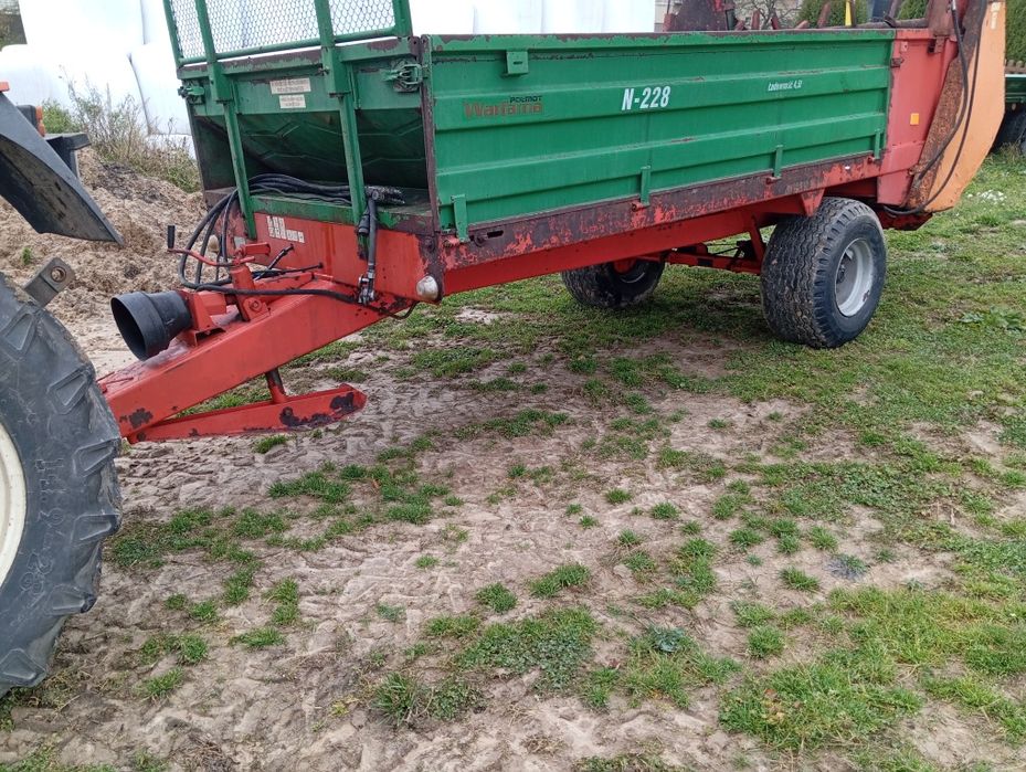 Rozrzutnik obornika Warfama N-228