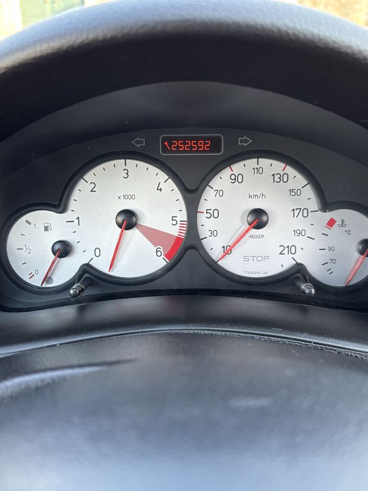 Peugeot 206 SW 1.4 HDi (2004) - MUITO ECONÓMICO