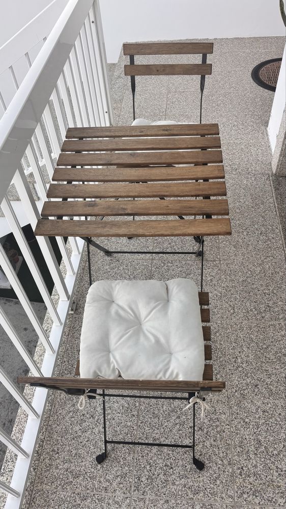 Mesa com duas cadeiras Ikea Tarno