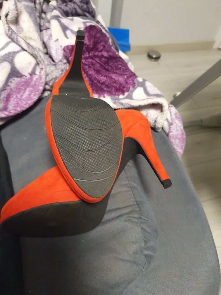 Nowe buty szpilki  ccc jennifer