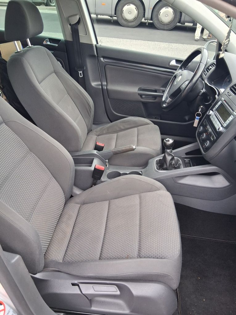 Volkswagen Golf 2.0 TDI DPF GT Sport