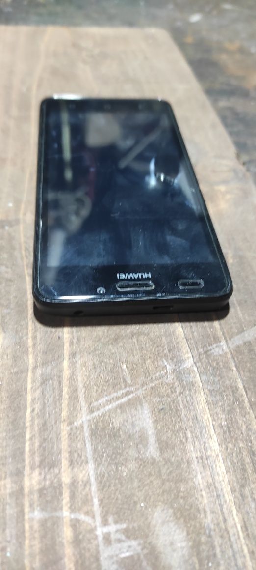 Huawei Y635-L01...