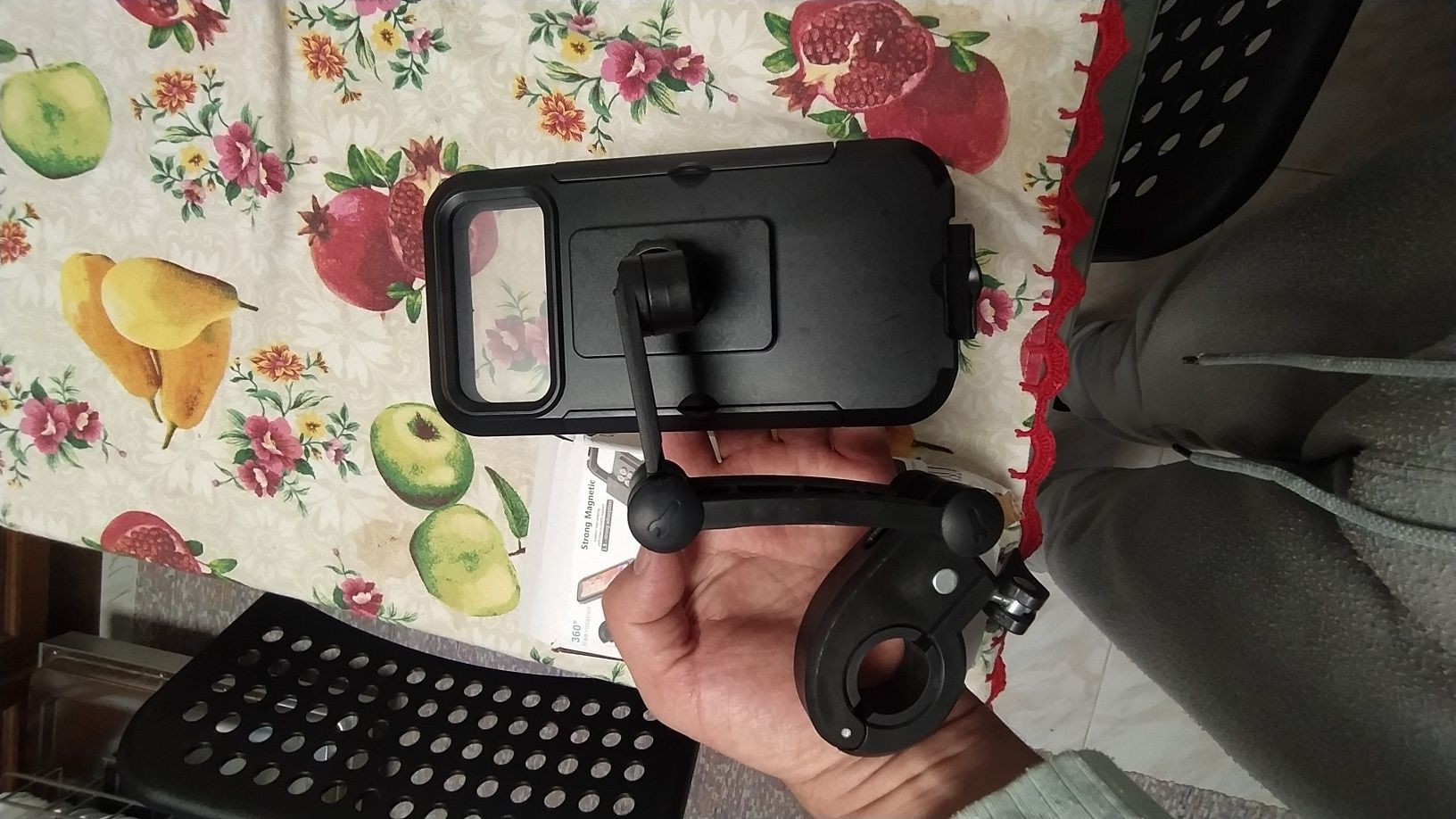 Vendo suporte para telemóvel