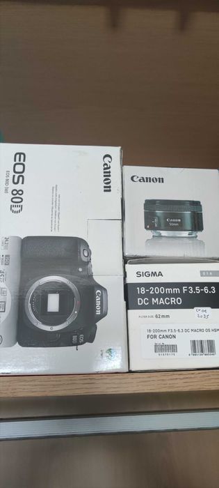 Canon EOS 80D + Canon 50mm +  Sigma 18-200mm F3.5-6.3 DC Macro (Novo)