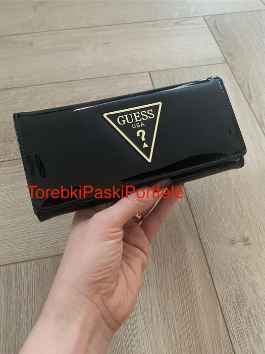 Nowy portfel Guess.