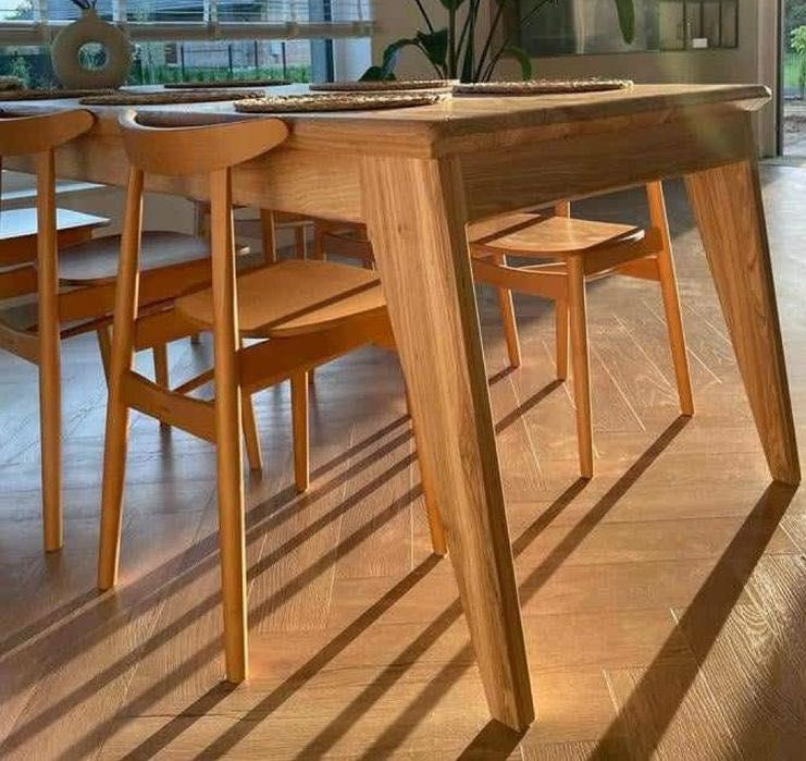 Piękny Drewniany rozkładany stół