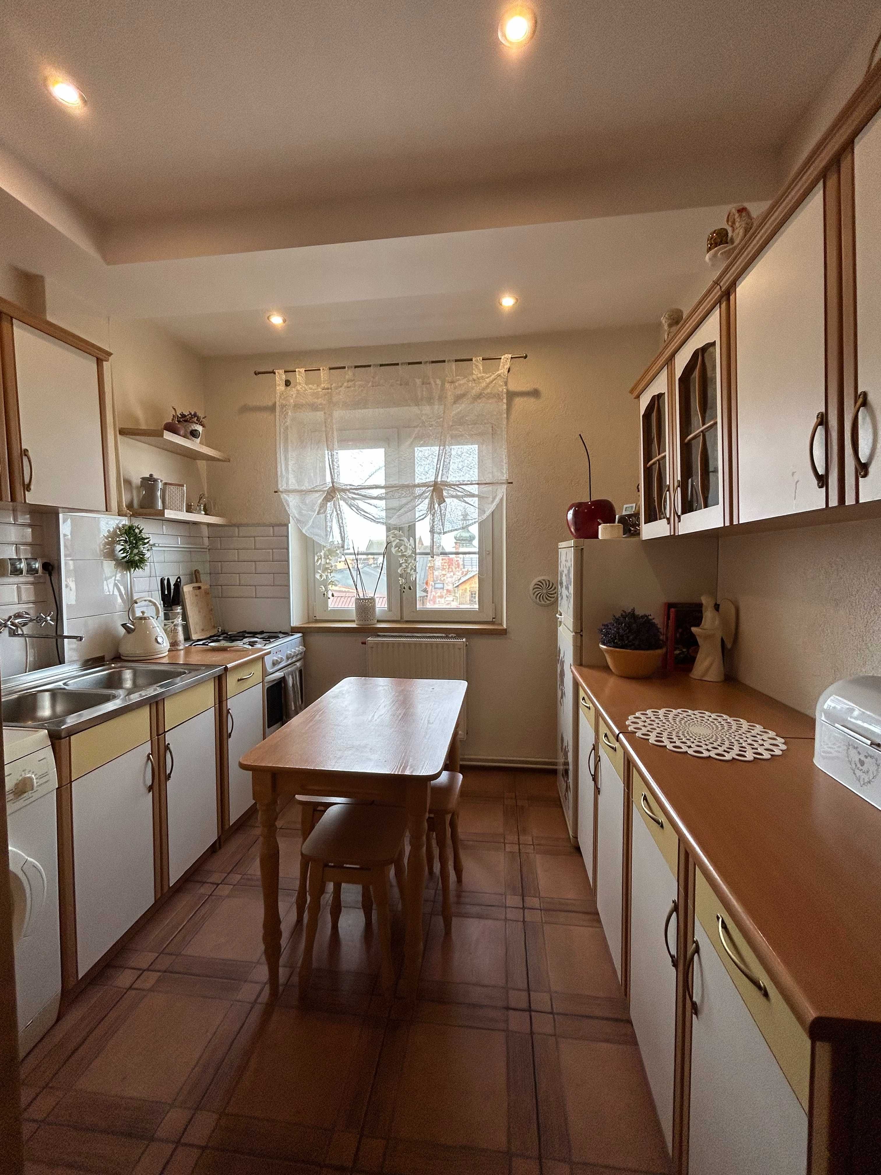 Mieszkanie 40 m2 | 2 pokoje z oddzielną kuchnią | Krosno | RYNEK