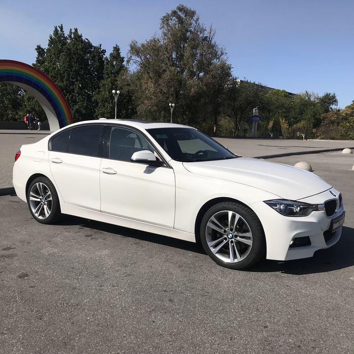 BMW F30 330i XDrive