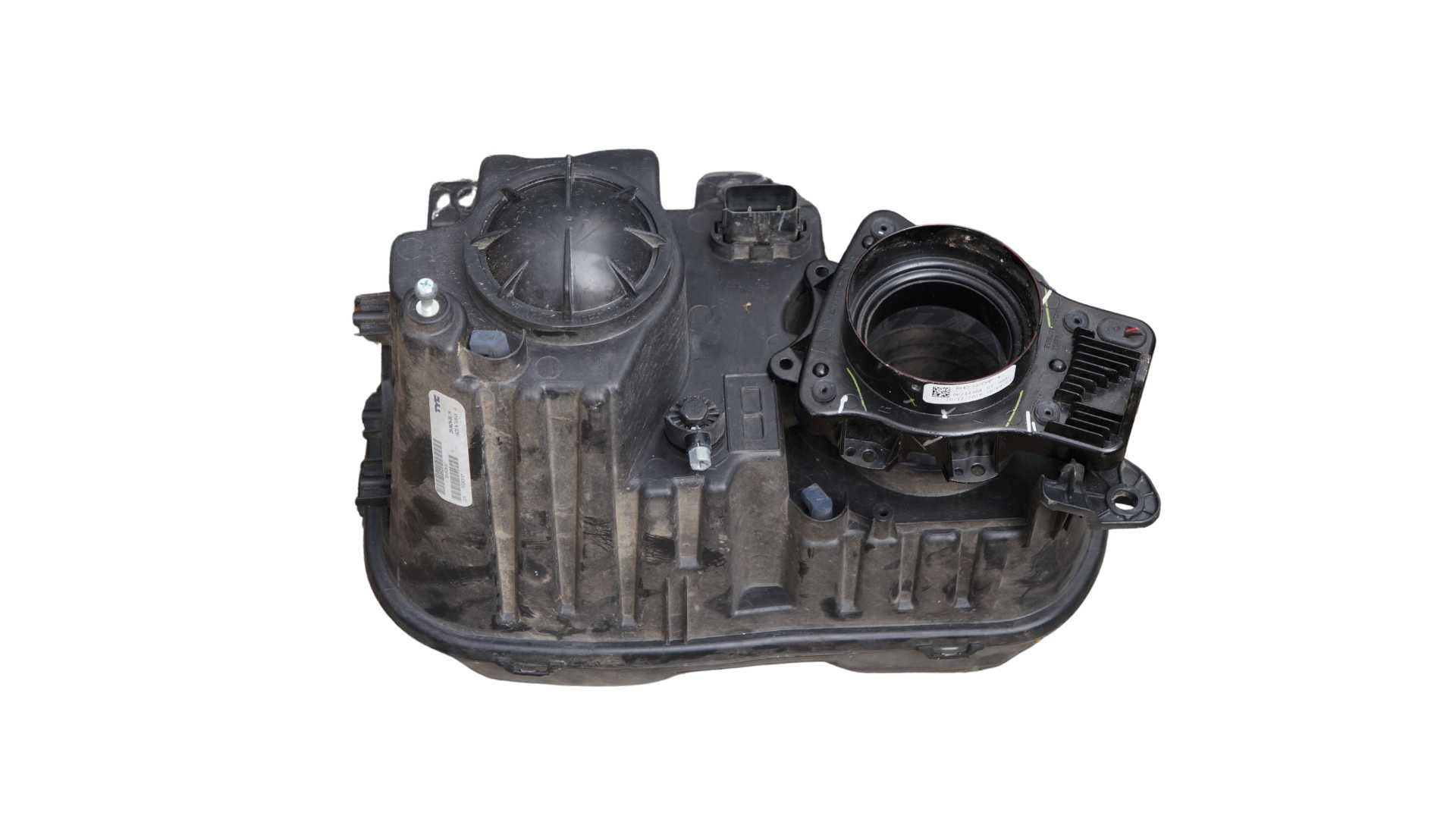 Lampa Przednia Prawa (RH) Dodge Challenger 2016 6.4 SRT ORYGINAŁ