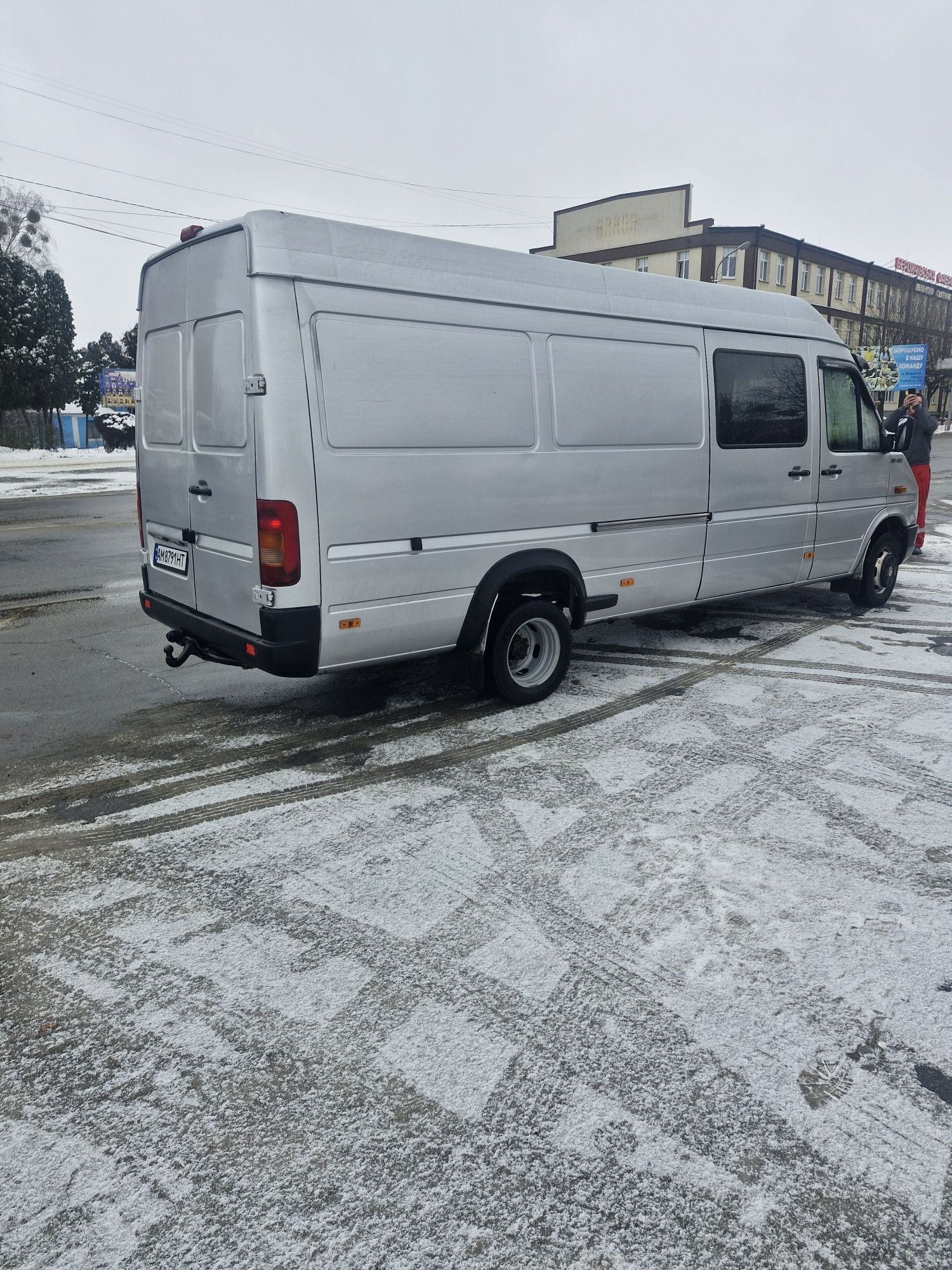 ЛТ 46 2.8сді вантажопасажир 8+1