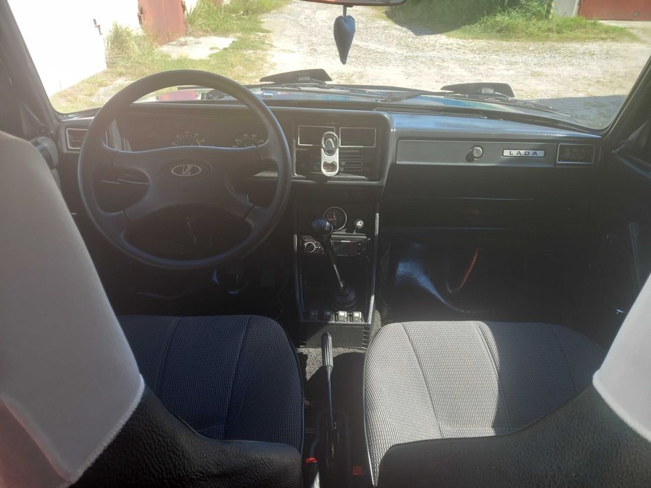 Продам ВАЗ 2107 с пробегом 42000км. НЕ крашена. Состояние как новая!