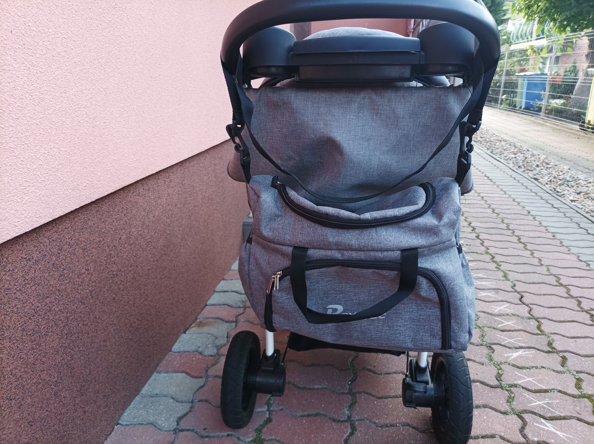 Sprzedam wózek spacerowy Sirocco.