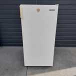 Lodówka Polar 125cm.