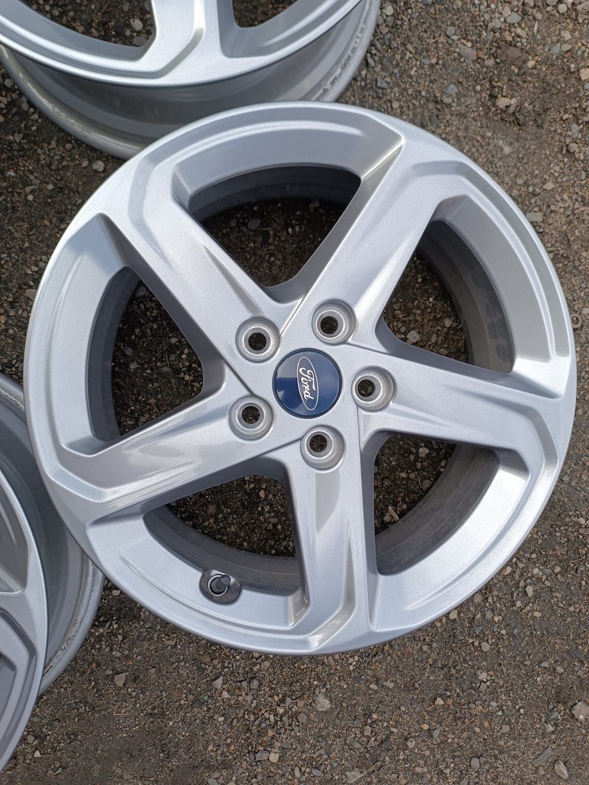 Nowe Alufelgi Ford Focus IV Tourneo Cmax Mondeo Kuga 5x108 ET50