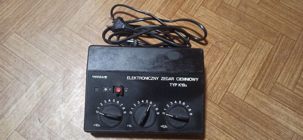 Elektroniczny zegar ciemniowy typ K19