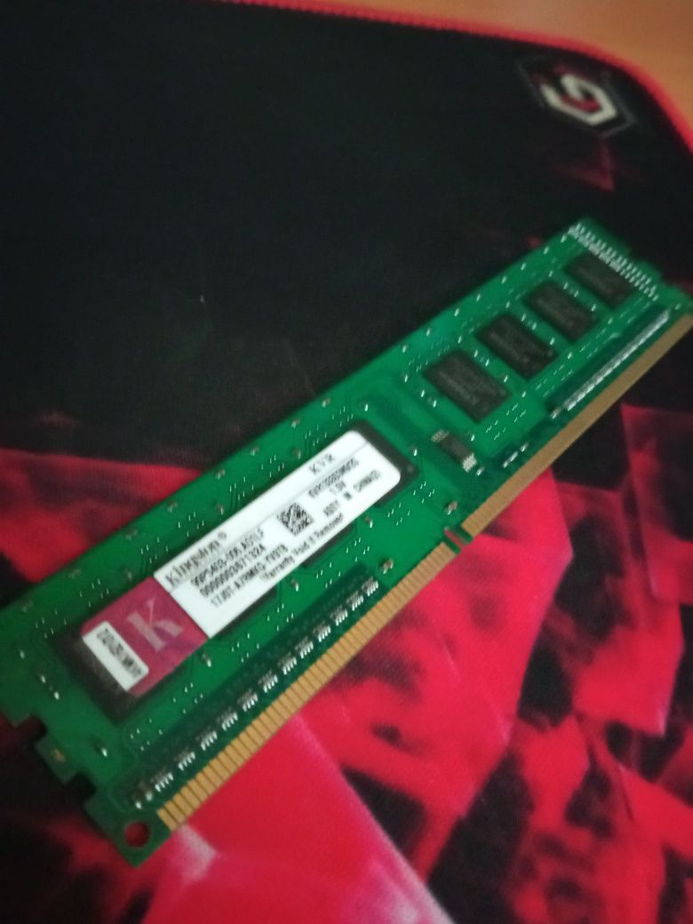 Оперативная память Kingston ddr 3 на 2 GB