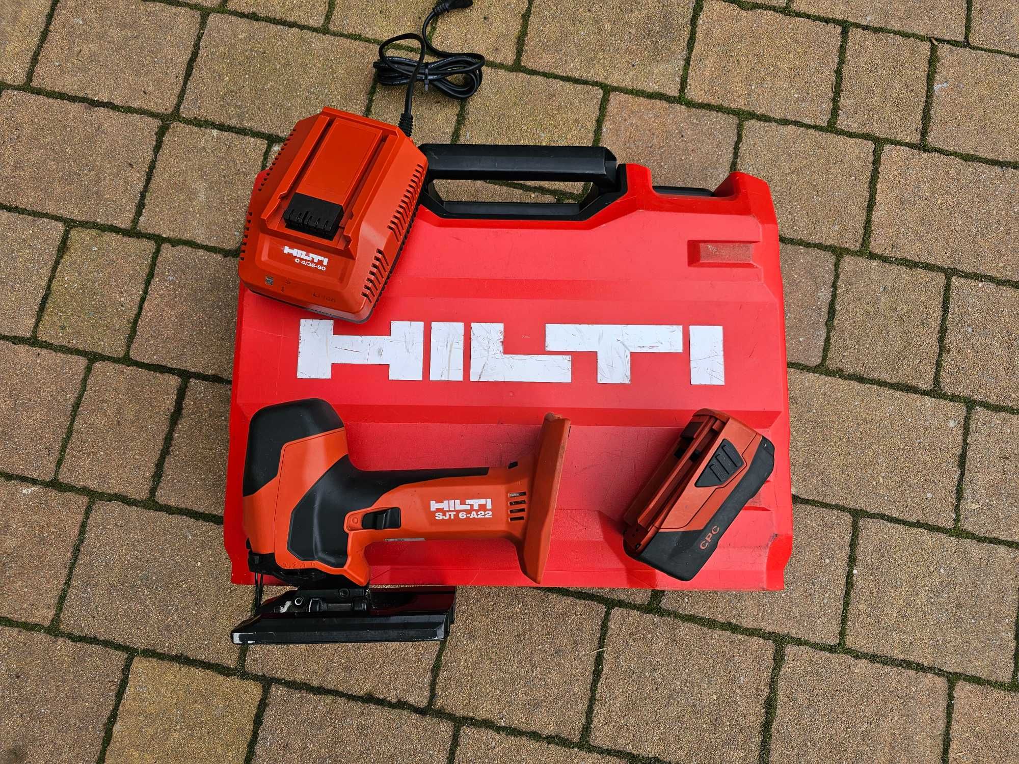 WYRZYNARKA HILTI SJT 6-A22 akumulator  ładowarka walizka