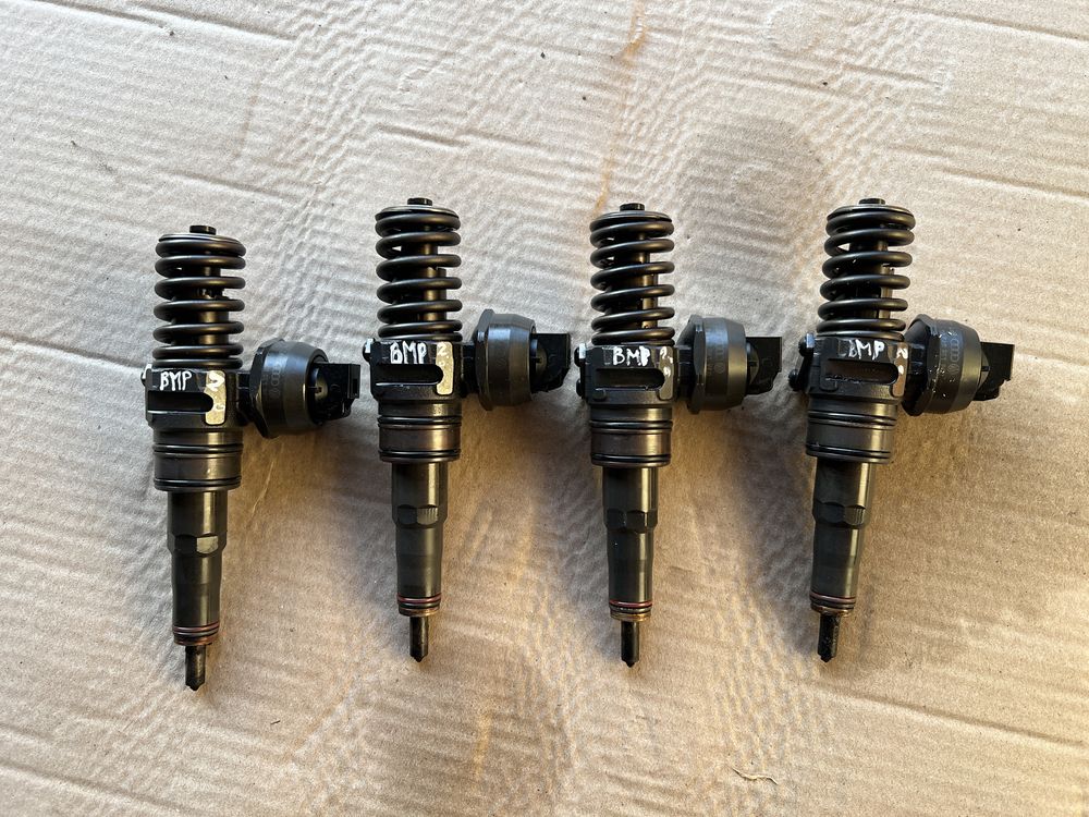 Форсунки насос форсунка VW Skoda Passat B6 Caddy Audi 2.0 BKD BMP BMR