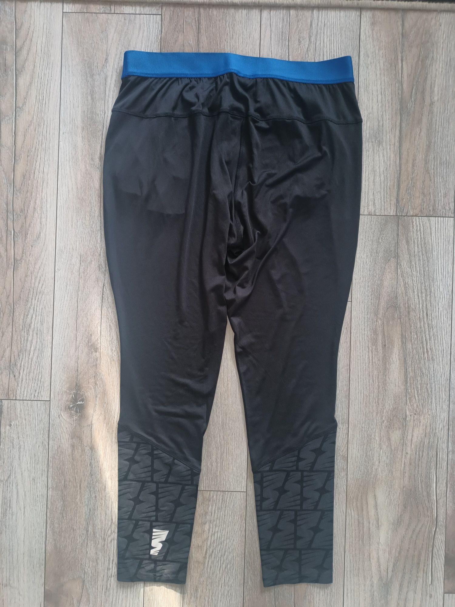 Nowe legginsy sportowe męskie