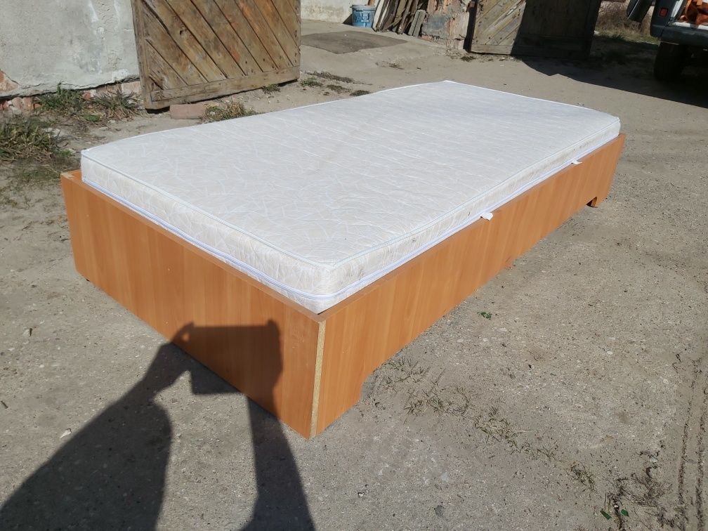 Sz-n dostawa gratis ŁÓŻKO 90X200 + materac 50 zl bardzo solidne mocne