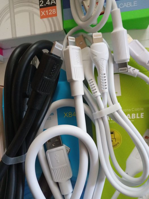 Кабель Lightning  iPhone