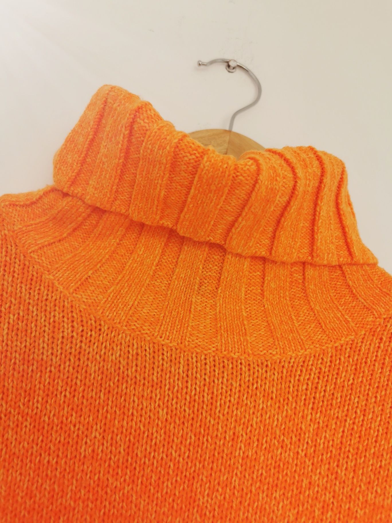 sweter pomarańczowy golf h&m neonowy h&m S
