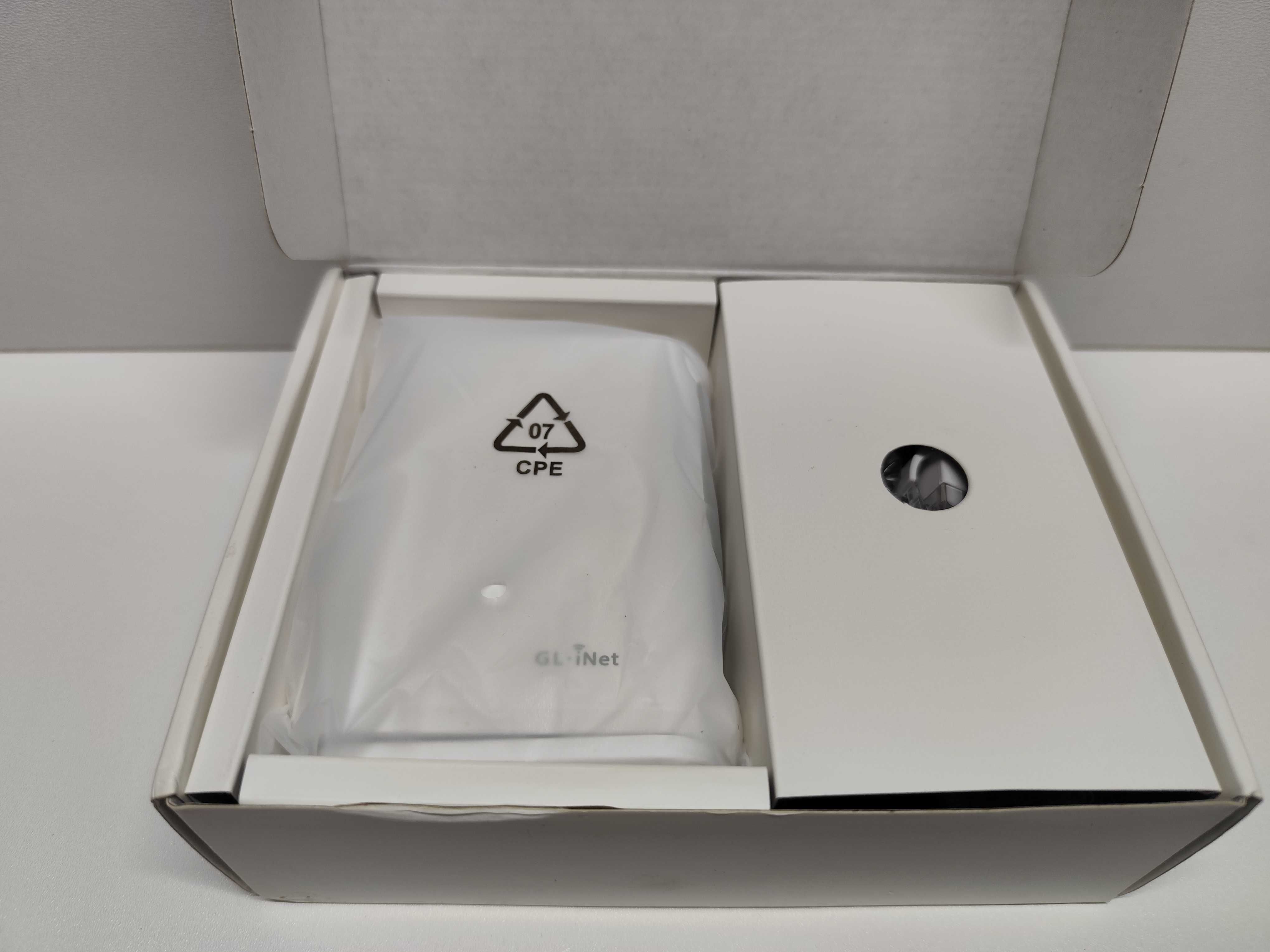 GL.iNet GL-SFT1200 (Opal) + 4G/LTE USB/WIFI dongle |  OpenWRT.