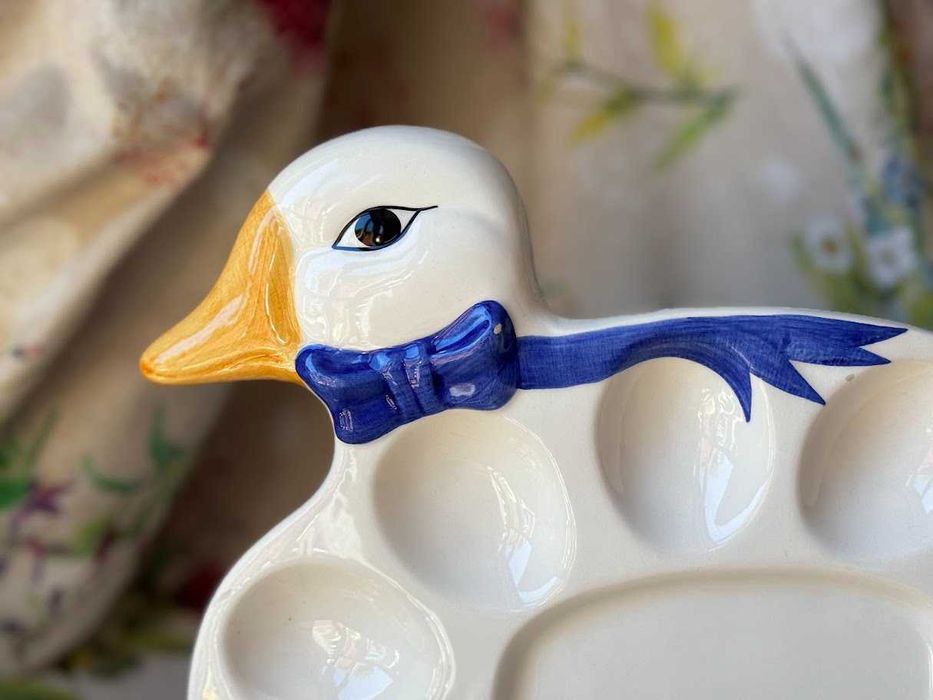 Patera na jajka w kształcie gąski