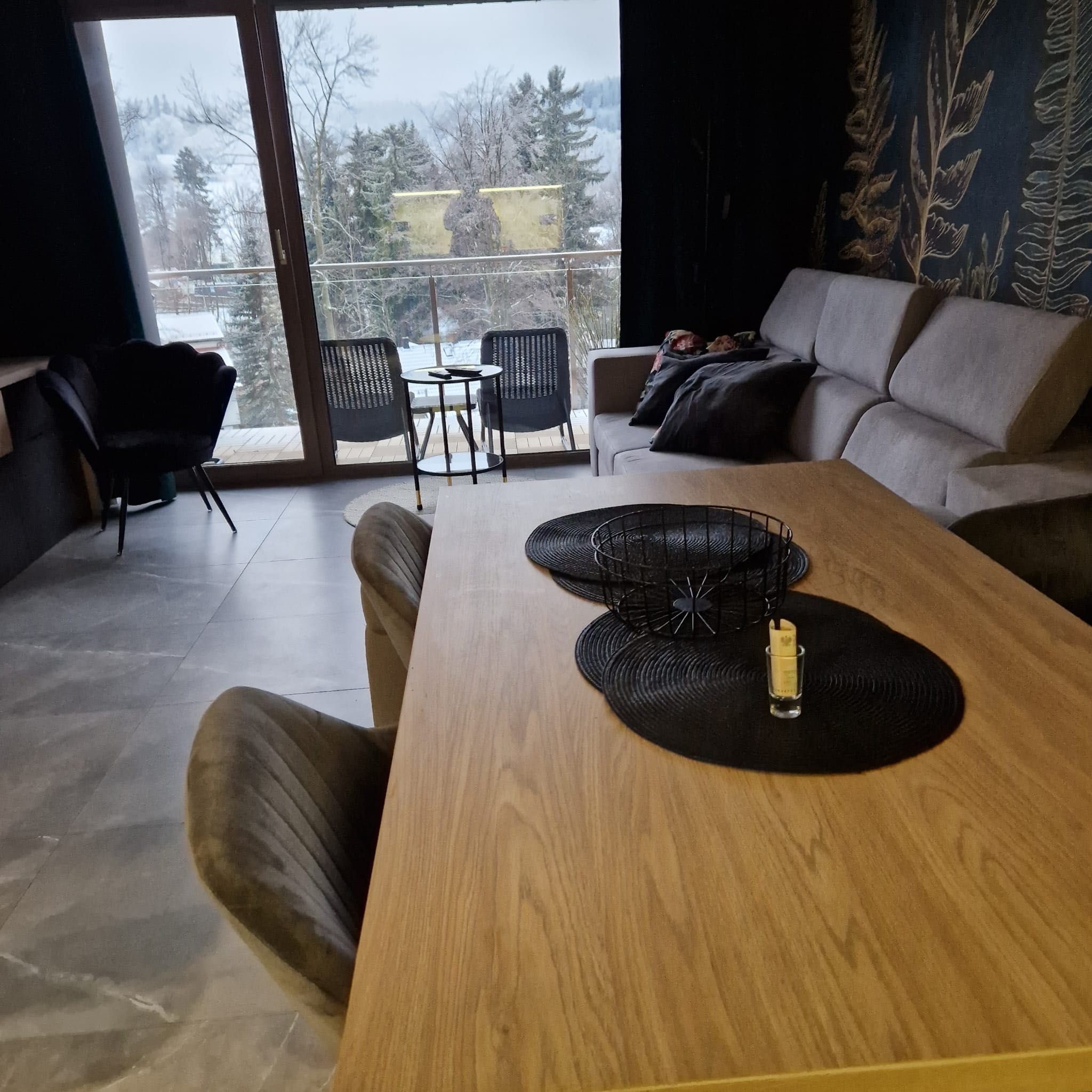Apartament w centrum Szklarskiej Poręby basen, sauna, parking.