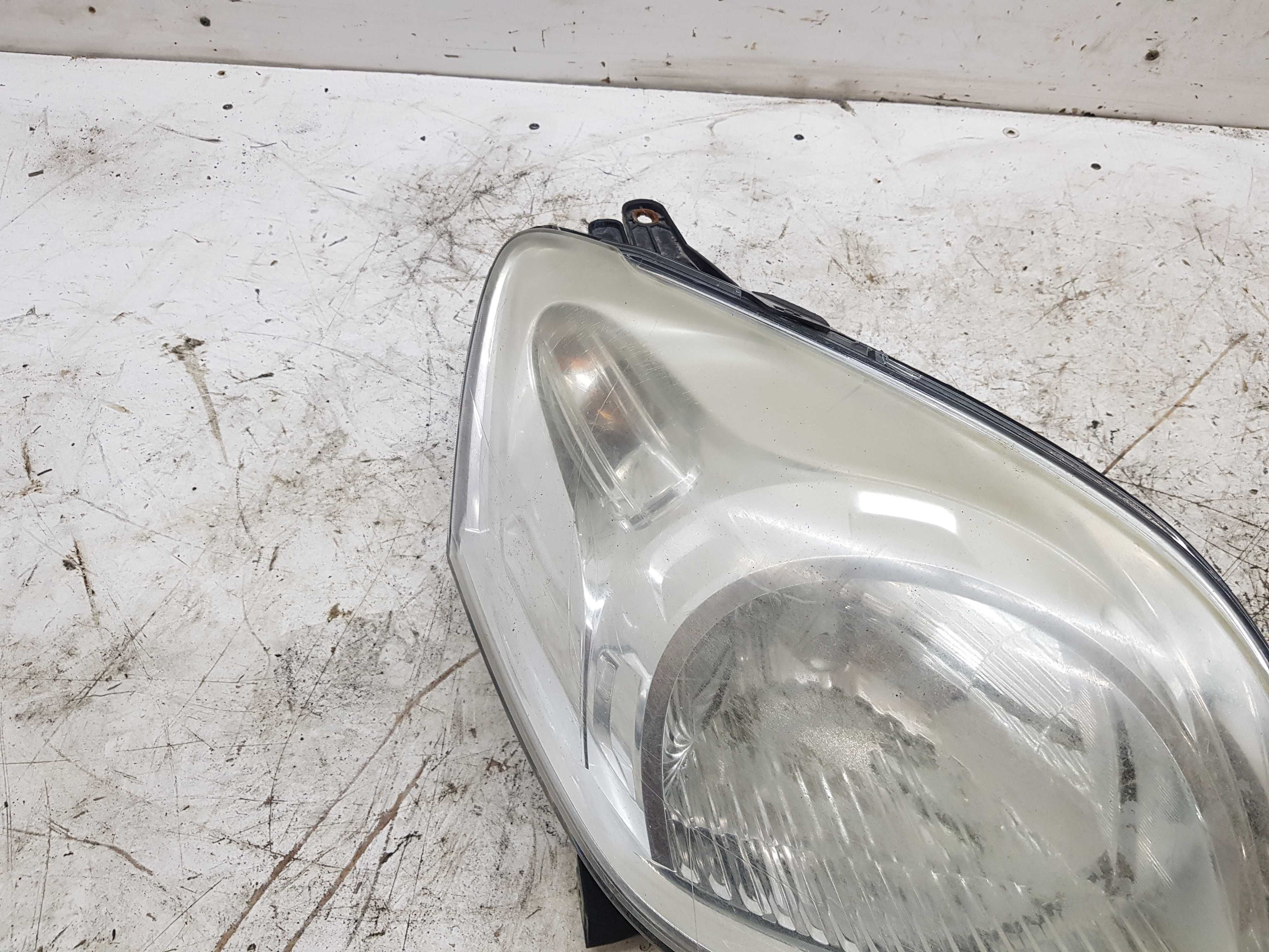 Citroen Nemo Fiat Fiorino Bipper Qubo Lampa Prawa Przednia Prawy Przód