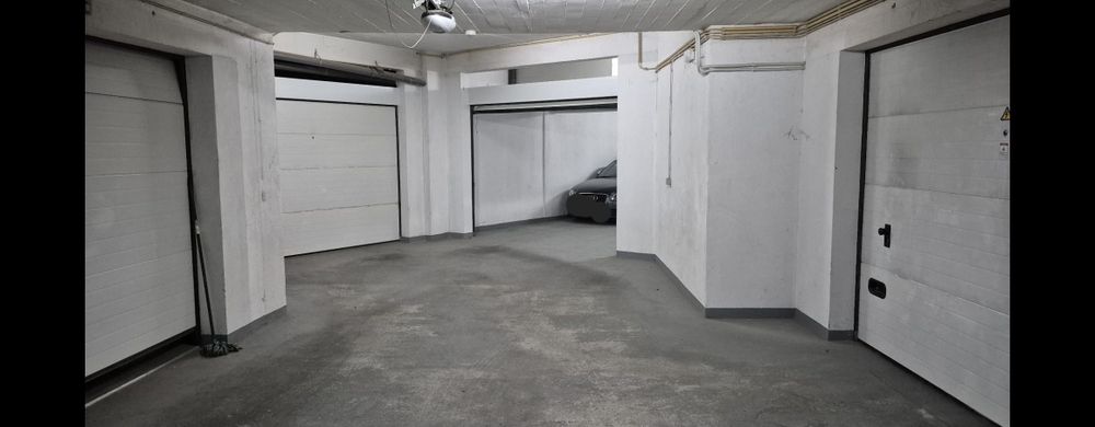 Armazém / Garagem no Cacém