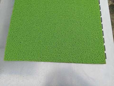 Tapete Tipo Relva em Borracha para  Piscinas ou Terraços