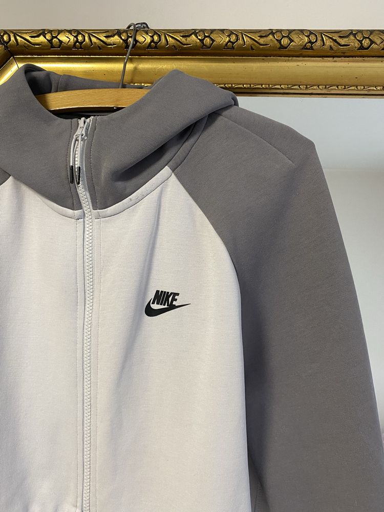 Nike Tech Fleece Grey Drill