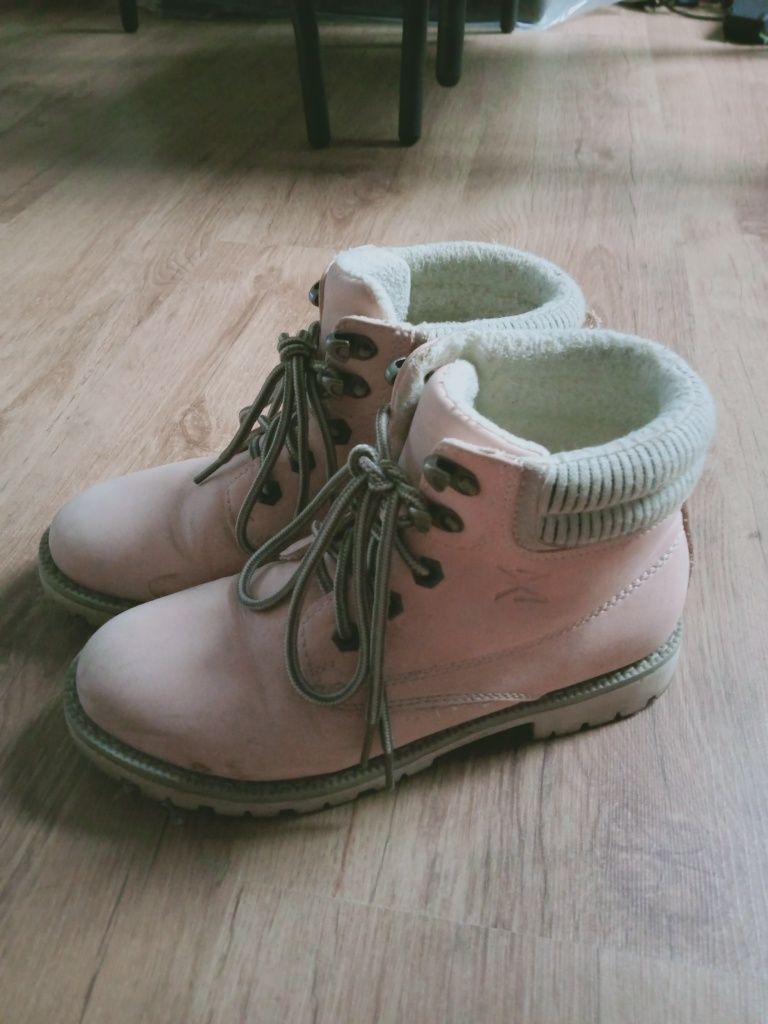 Buty zimowe pudrowy róż