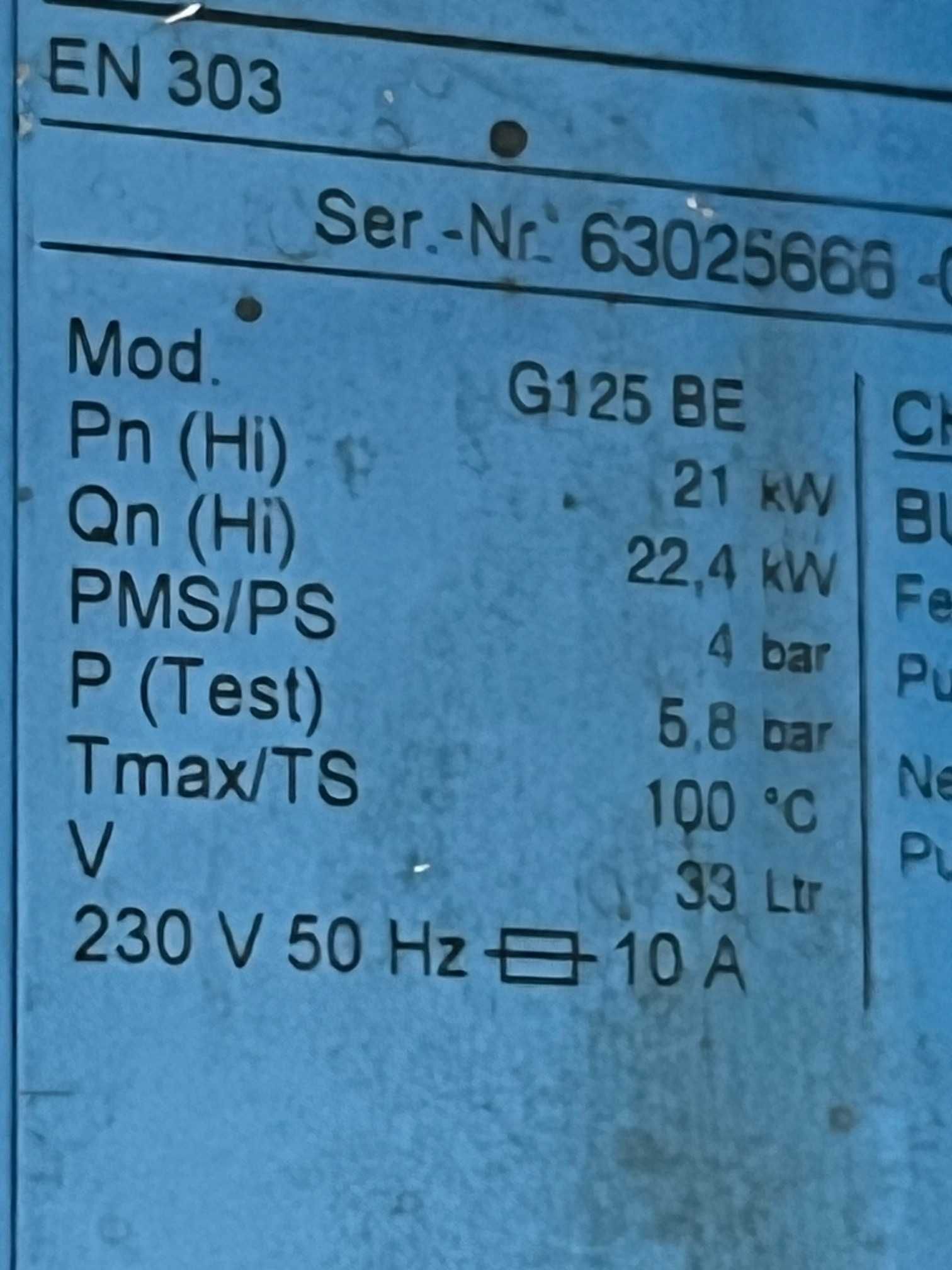 Piec olejowy Buderus Logano z osprzętem i zbiornikiem 21kW