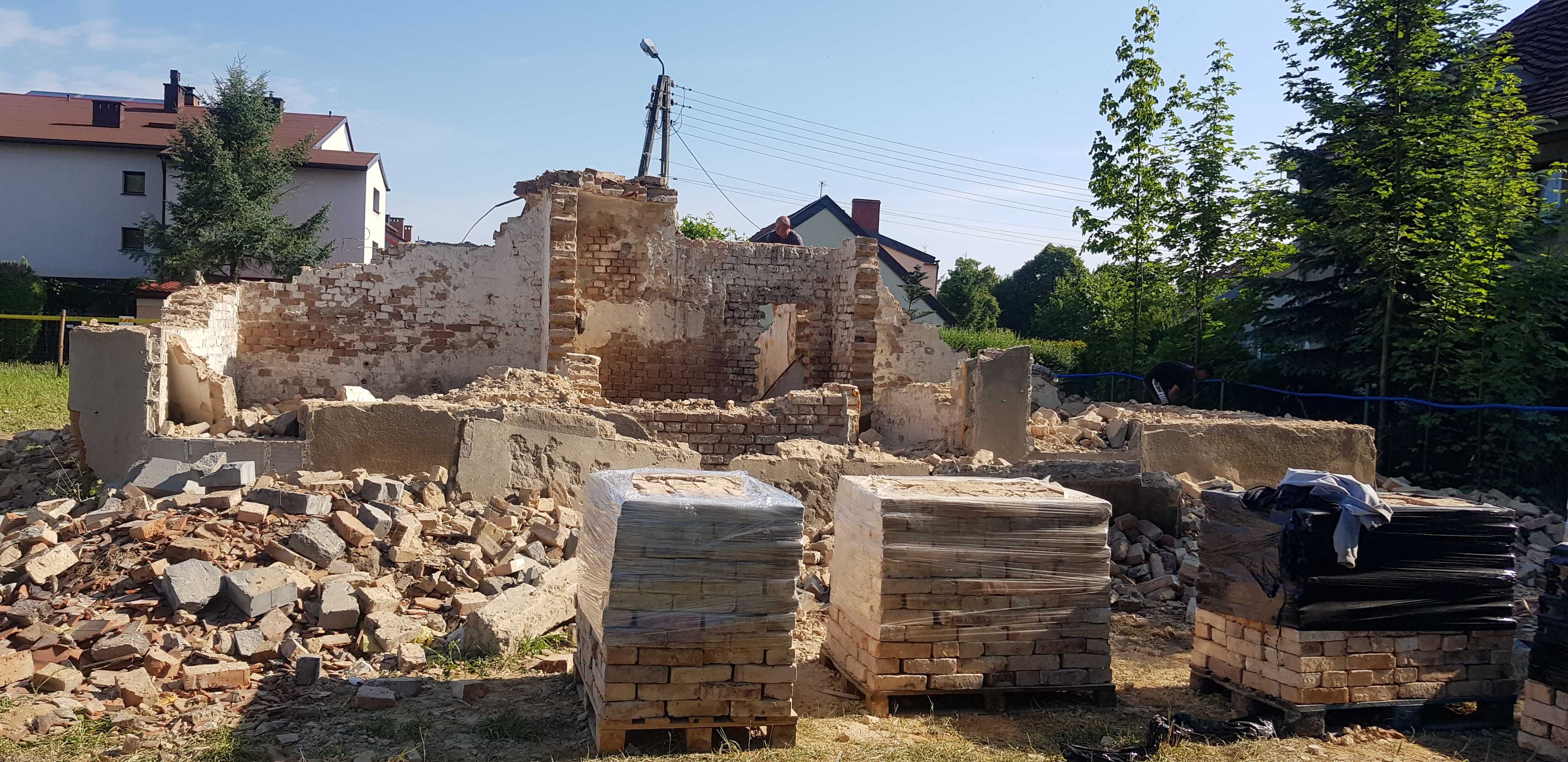 Rozbiórki ręczne i maszynowe