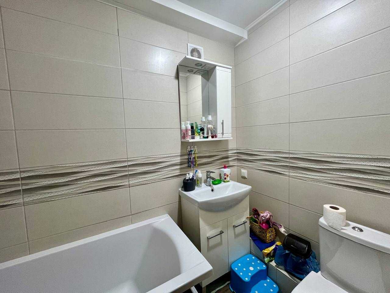Продам 3х комнатную квартиру в центре Коммунарского района