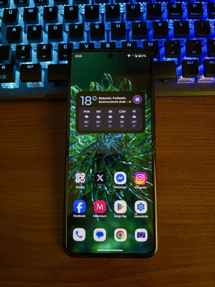 Sprzedam motorola razr 40
