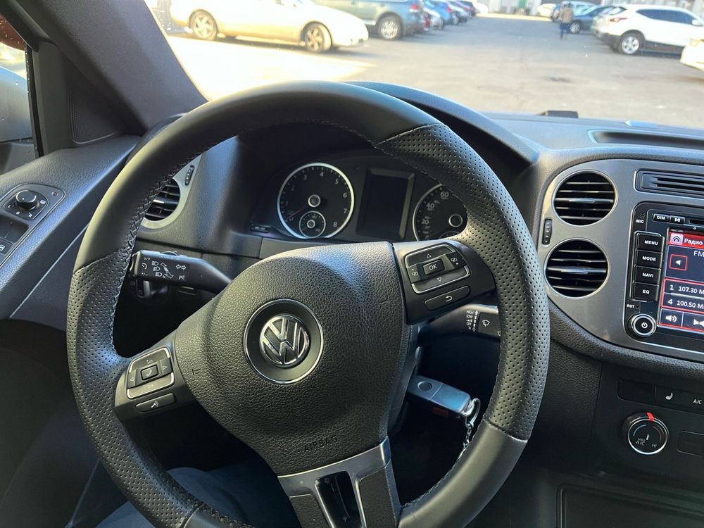 Продам Volkswagen tiguan 2.0 TSI 2014