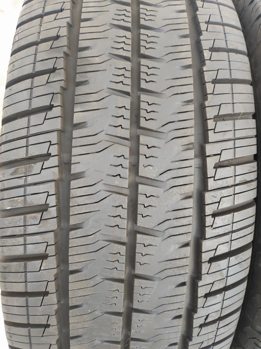235.65.16c dwie opony Continental VanContact4season