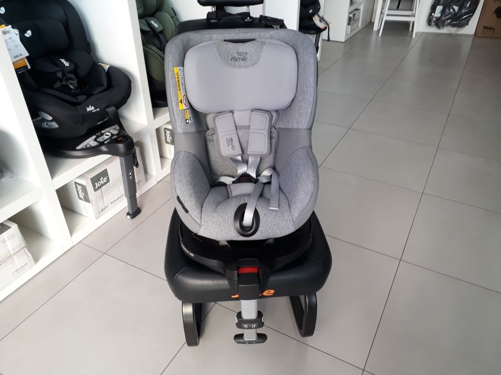 Fotelik Britax Dualfix M i-Size - eksp