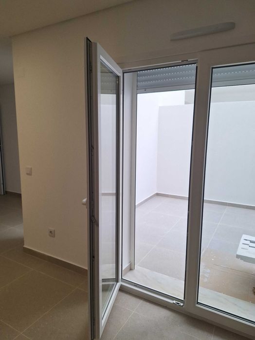 Alugo apartamento ao anual vilarealsanto antonio