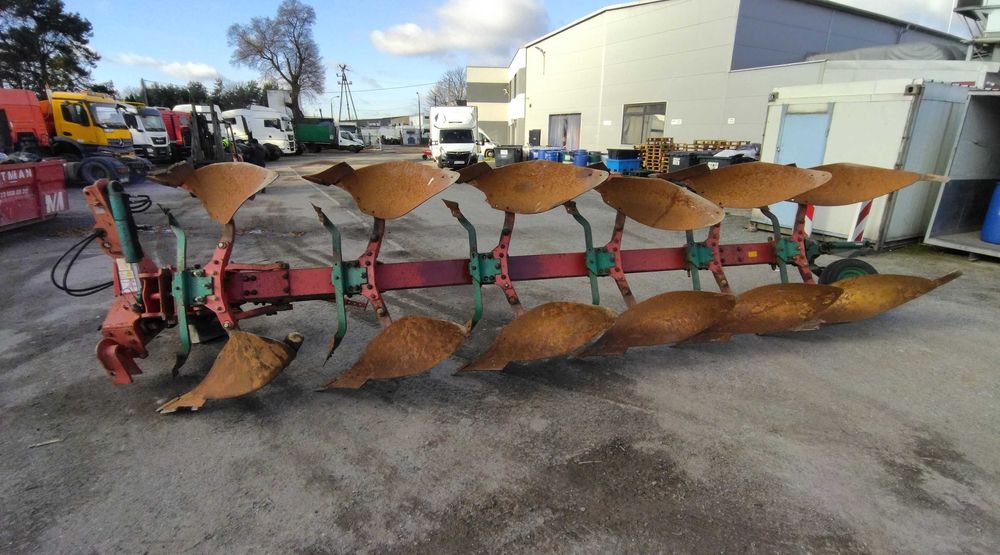 Pług 6 skibowy kverneland