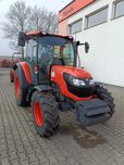 Ciągnik rolniczy Kubota M4063 DTHQ18 CABIN BASIC