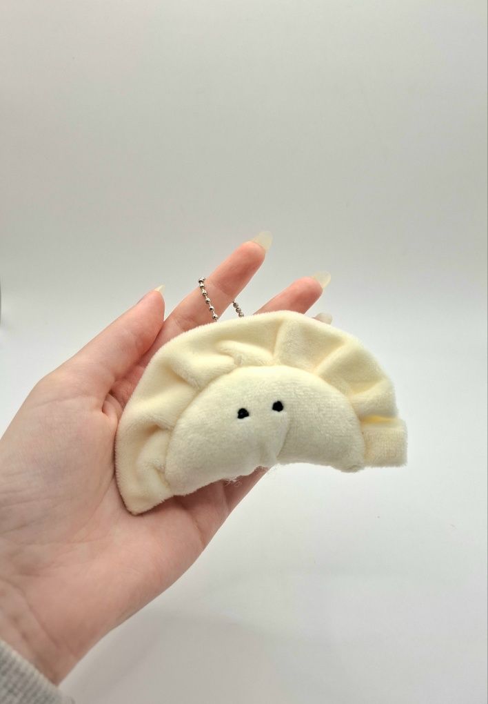 Brelok breloczek pierożek pieróg zawieszka pluszak maskotka