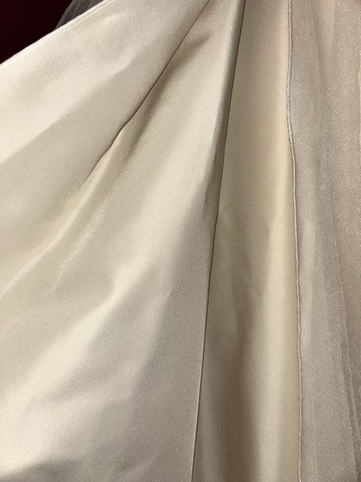 Piękna suknia ślubna