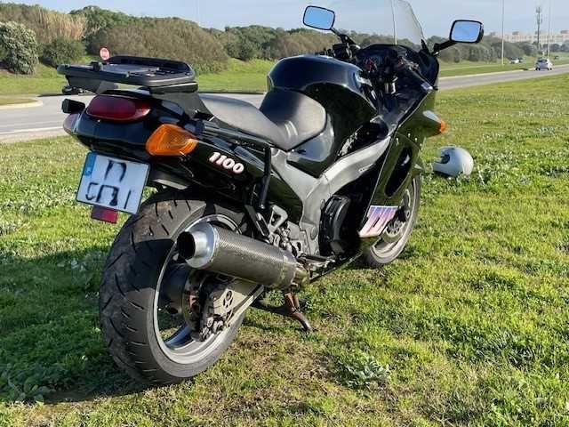 Kawasaki ZZR 1100 como nova!