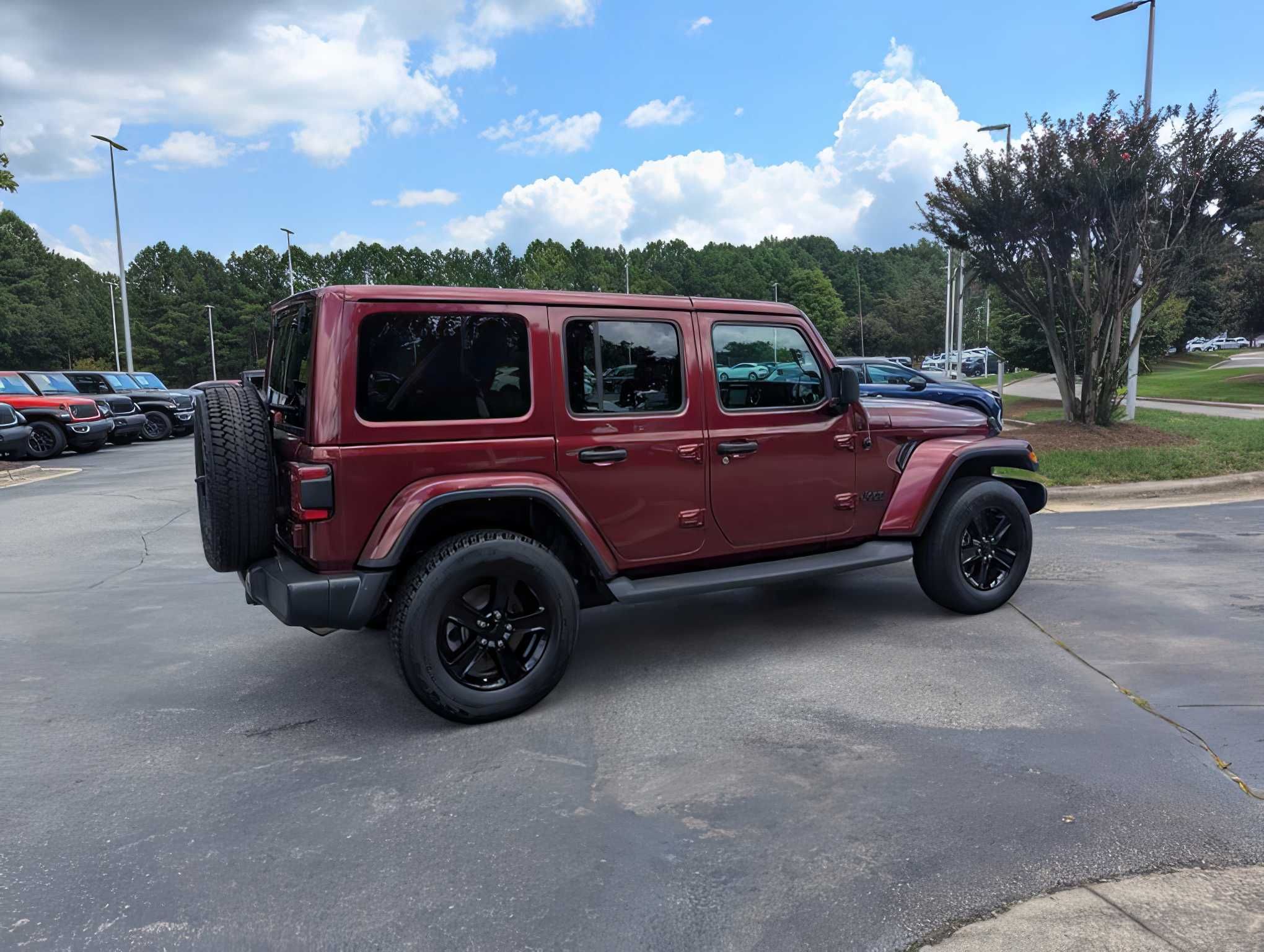 2021 Jeep Wrangler Unlimited Sahara Altitude