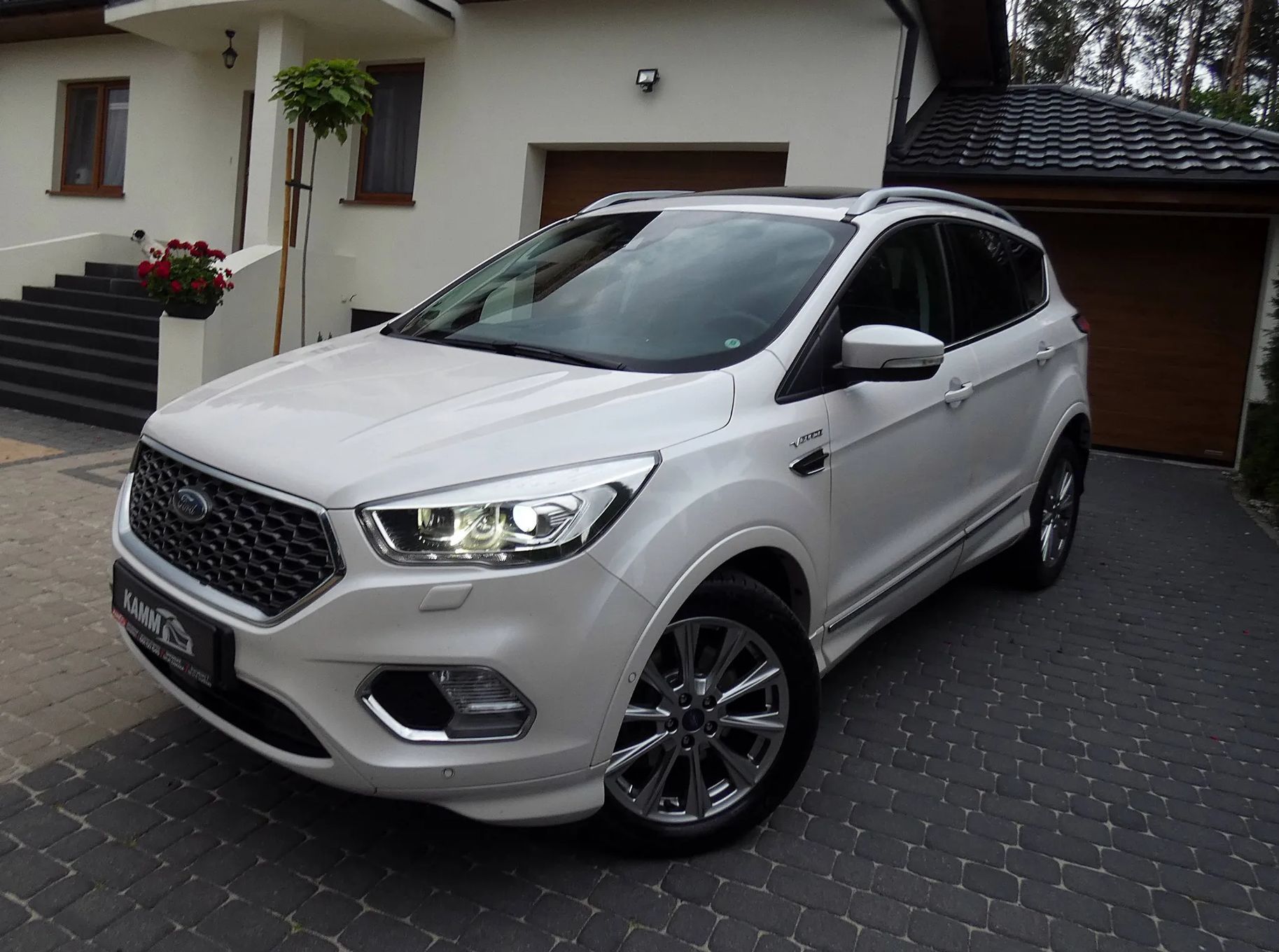 Ford Kuga 100tyś km*VIGNALE!*Panorama*Benzyna*4x4*Autom*KAMERA*Gwarancja*Zamiana