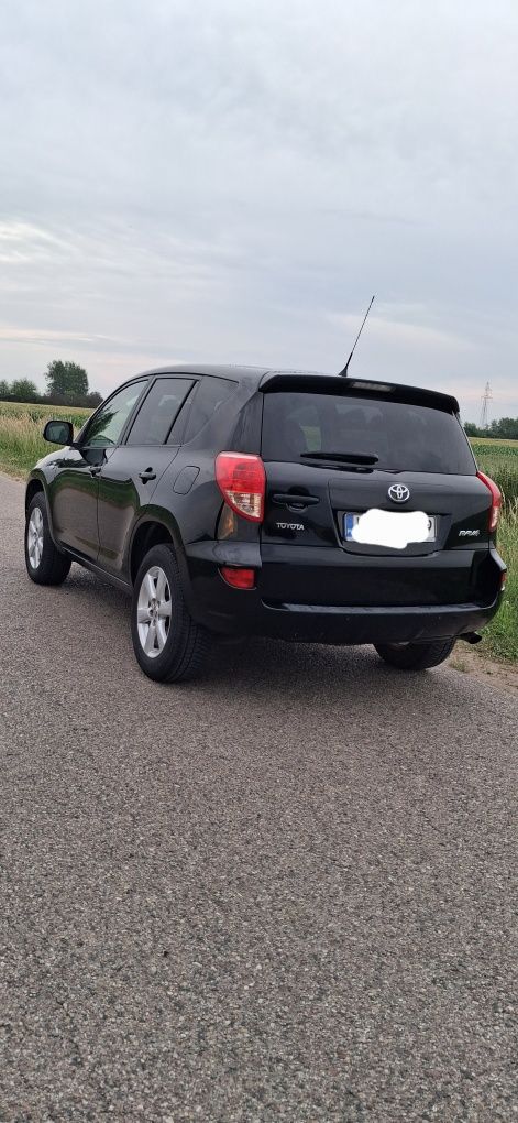 Samochód Toyota RAV4